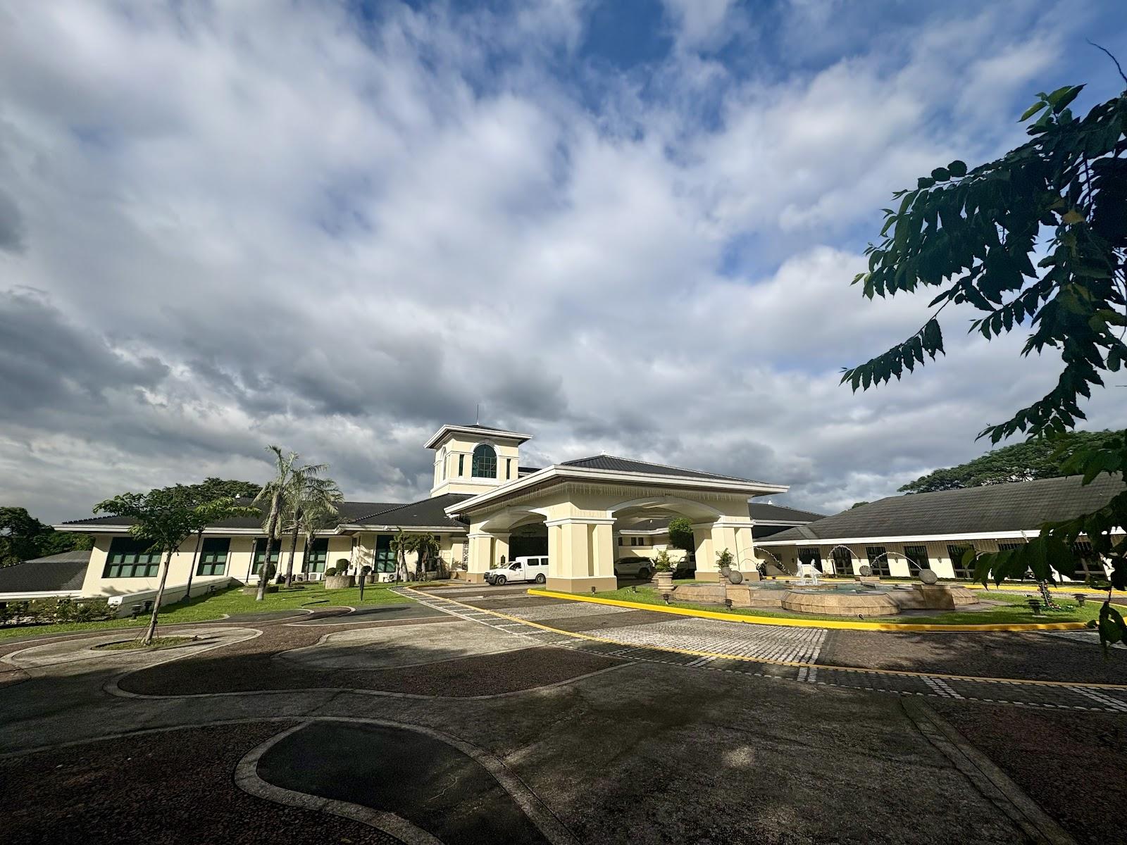 Pueblo de Oro Golf & Country Club editorial view 1